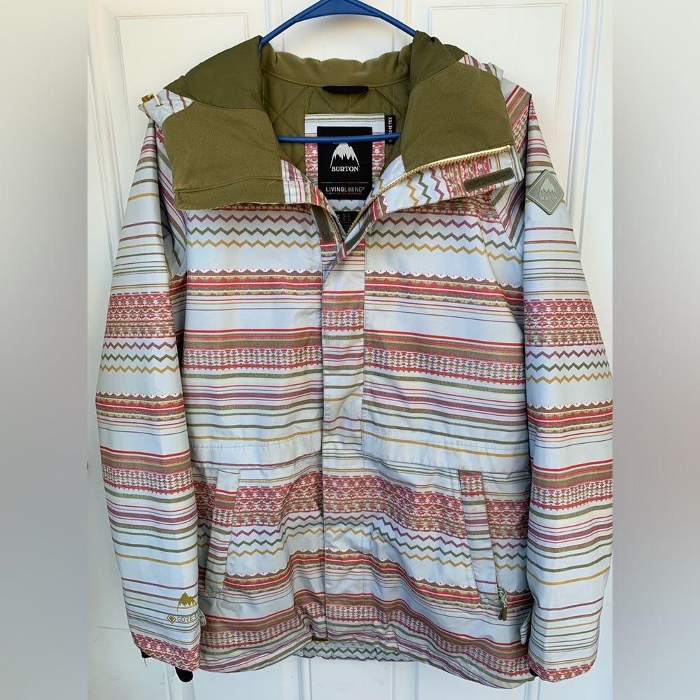 Burton Gore-Tex Snowboard Coat Women’s size Small